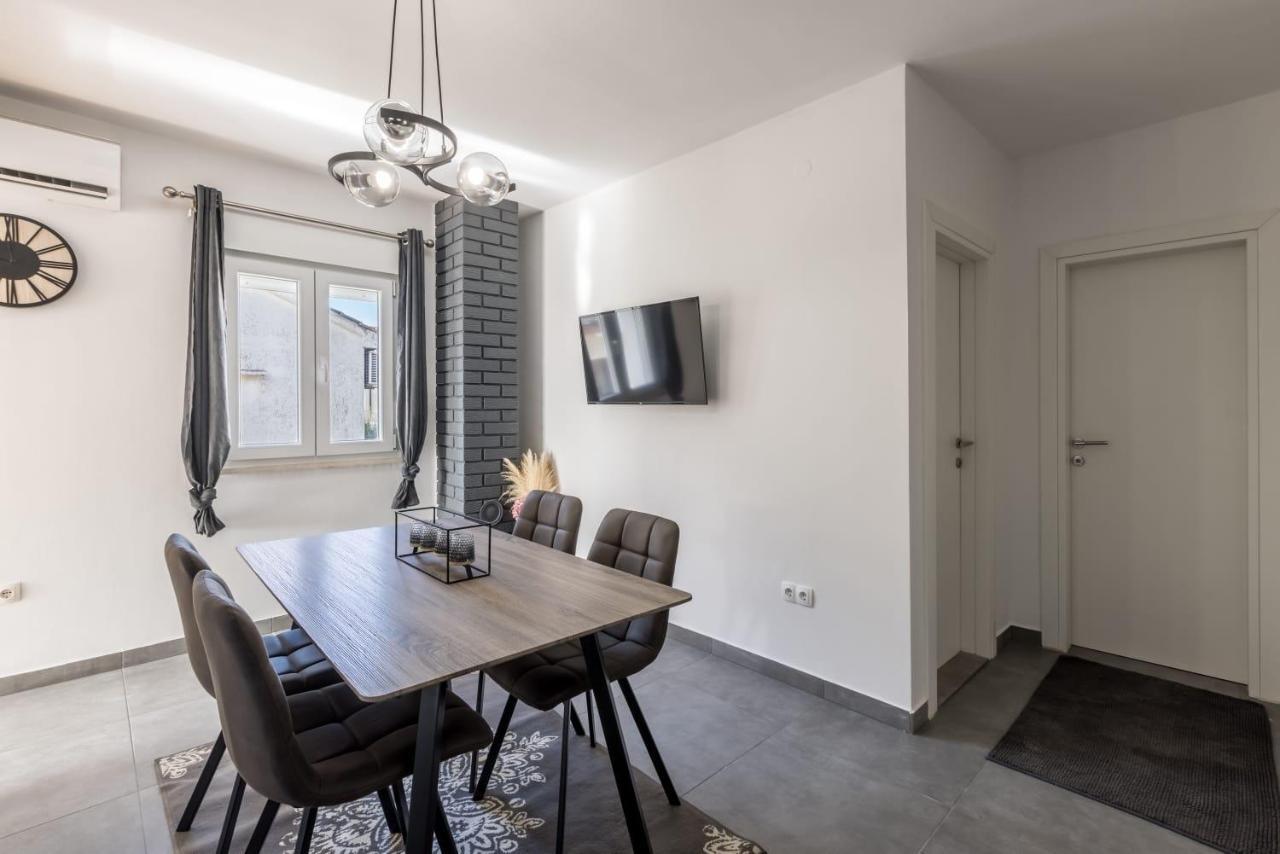 Mala Kate Apartments Kaštela المظهر الخارجي الصورة